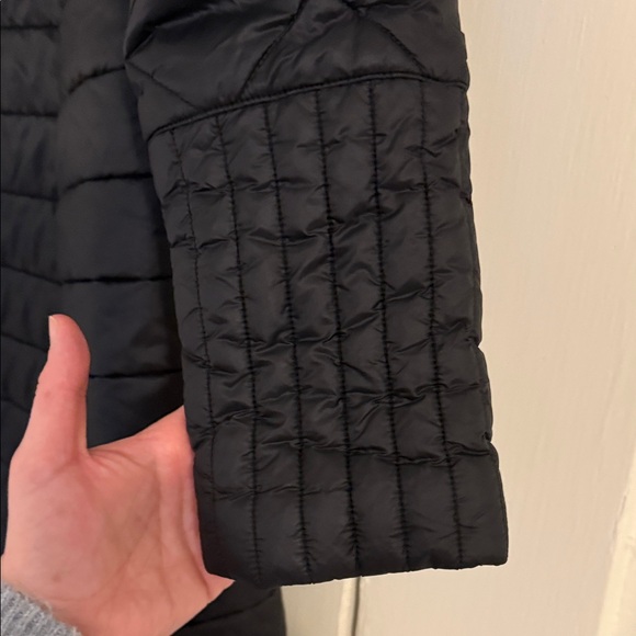 Patagonia Women's Black Radalie Parka - Picture 4 of 5